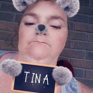 Meet your Posher, Tina